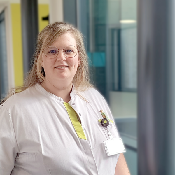Dr. Karen VanhauteLocatie: AZ ...